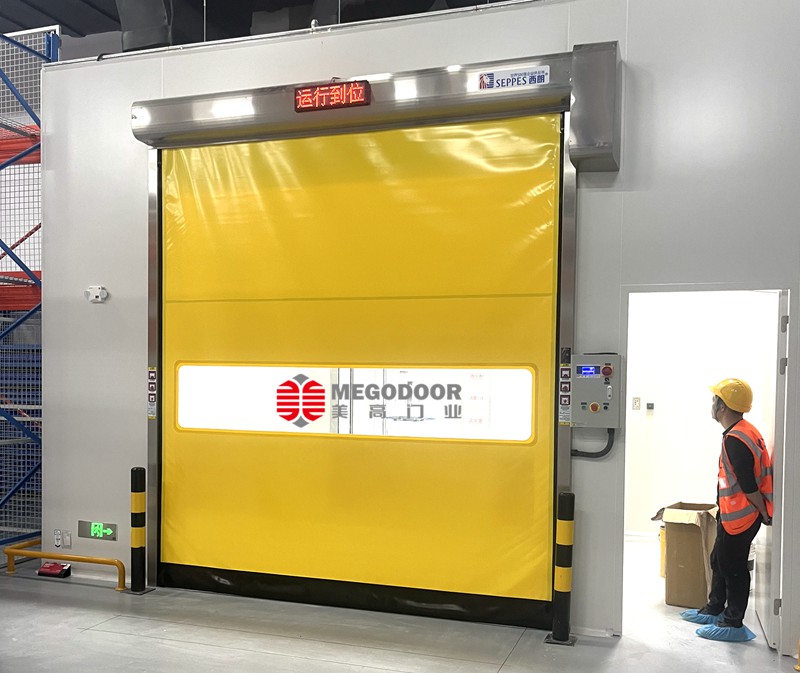 合肥GMP智能车间专用快速门:打造洁净、高效、安全的现代化生产环境插图 合肥GMP智能车间专用快速门:打造洁净、高效、安全的现代化生产环境插图