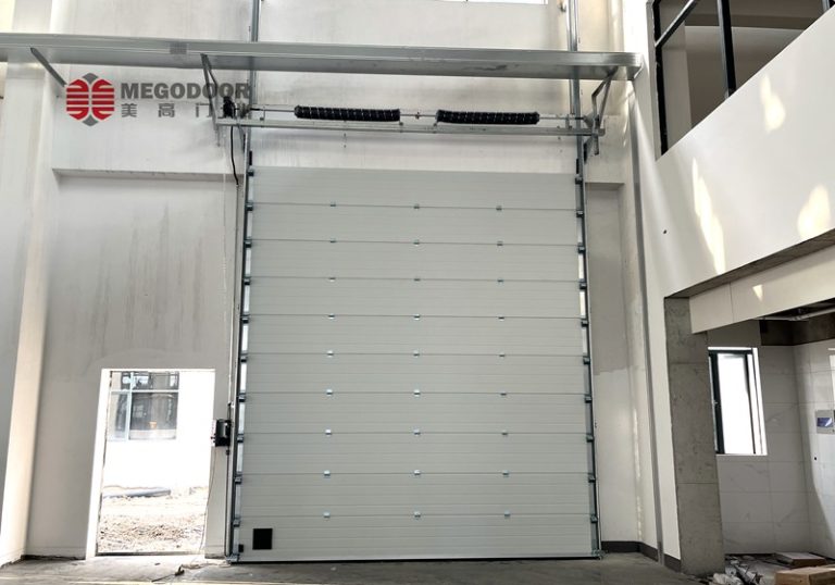 合肥电子制造环境的理想之选:美高电动工业提升门系统缩略图 合肥电子制造环境的理想之选:美高电动工业提升门系统缩略图