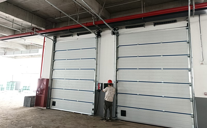 合肥电子制造环境的理想之选:美高电动工业提升门系统插图2 合肥电子制造环境的理想之选:美高电动工业提升门系统插图2