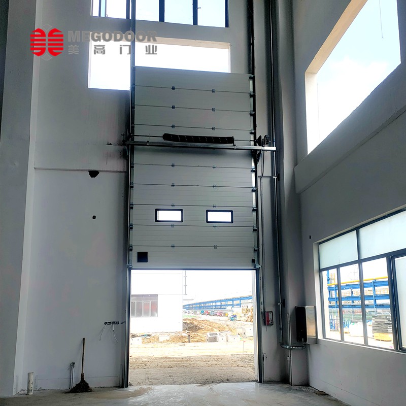 合肥车间出货口电动滑升门：高效空间解决方案插图