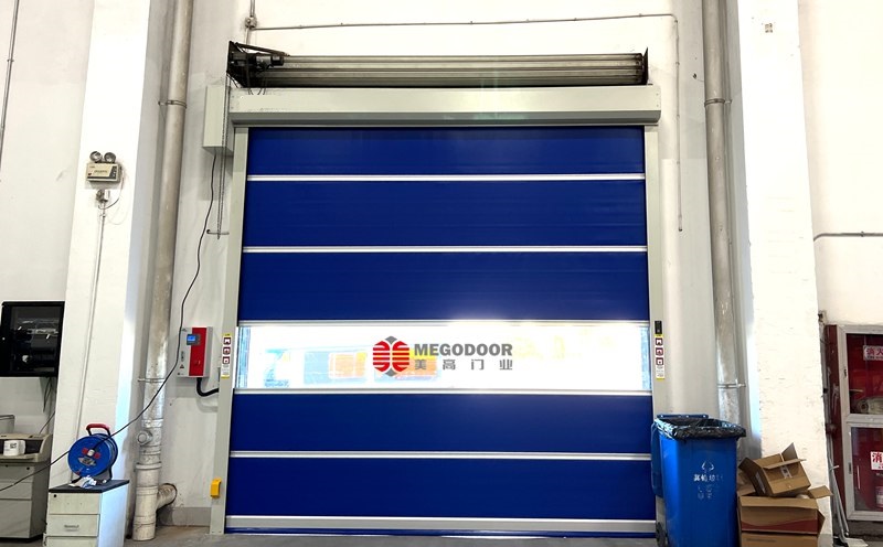 合肥工业厂房PVC塑料材质快速卷帘门:高效隔离与安全保障的理想选择插图1 合肥工业厂房PVC塑料材质快速卷帘门:高效隔离与安全保障的理想选择插图1