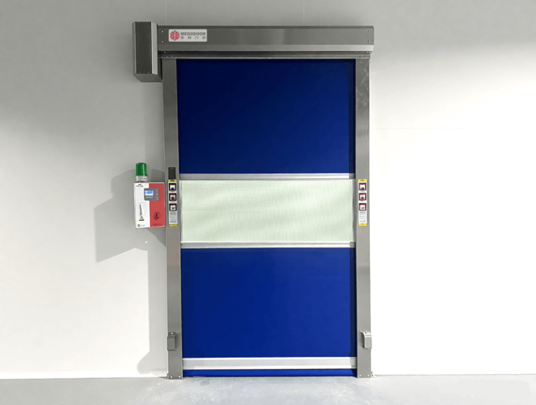 防蚊透风两不误:快速卷帘纱网门在工业环境中的应用缩略图 防蚊透风两不误:快速卷帘纱网门在工业环境中的应用缩略图